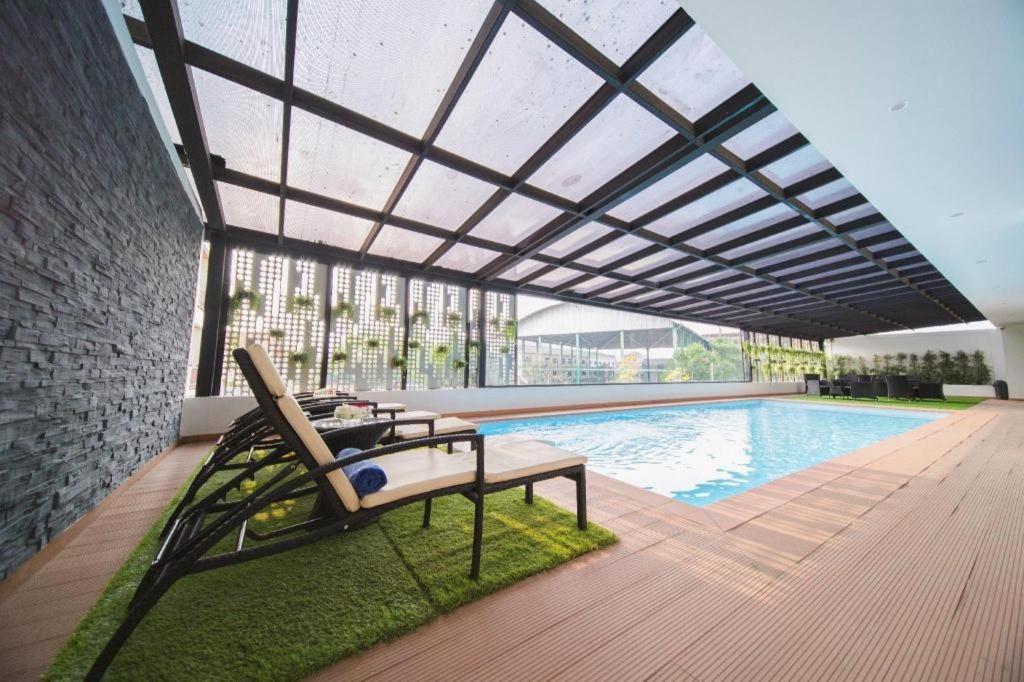 Tera Hotel Wientian Zewnętrze zdjęcie
